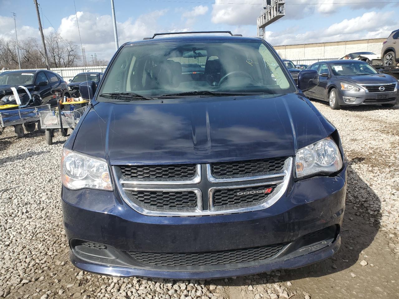 2015 Dodge Caravan - Image 5