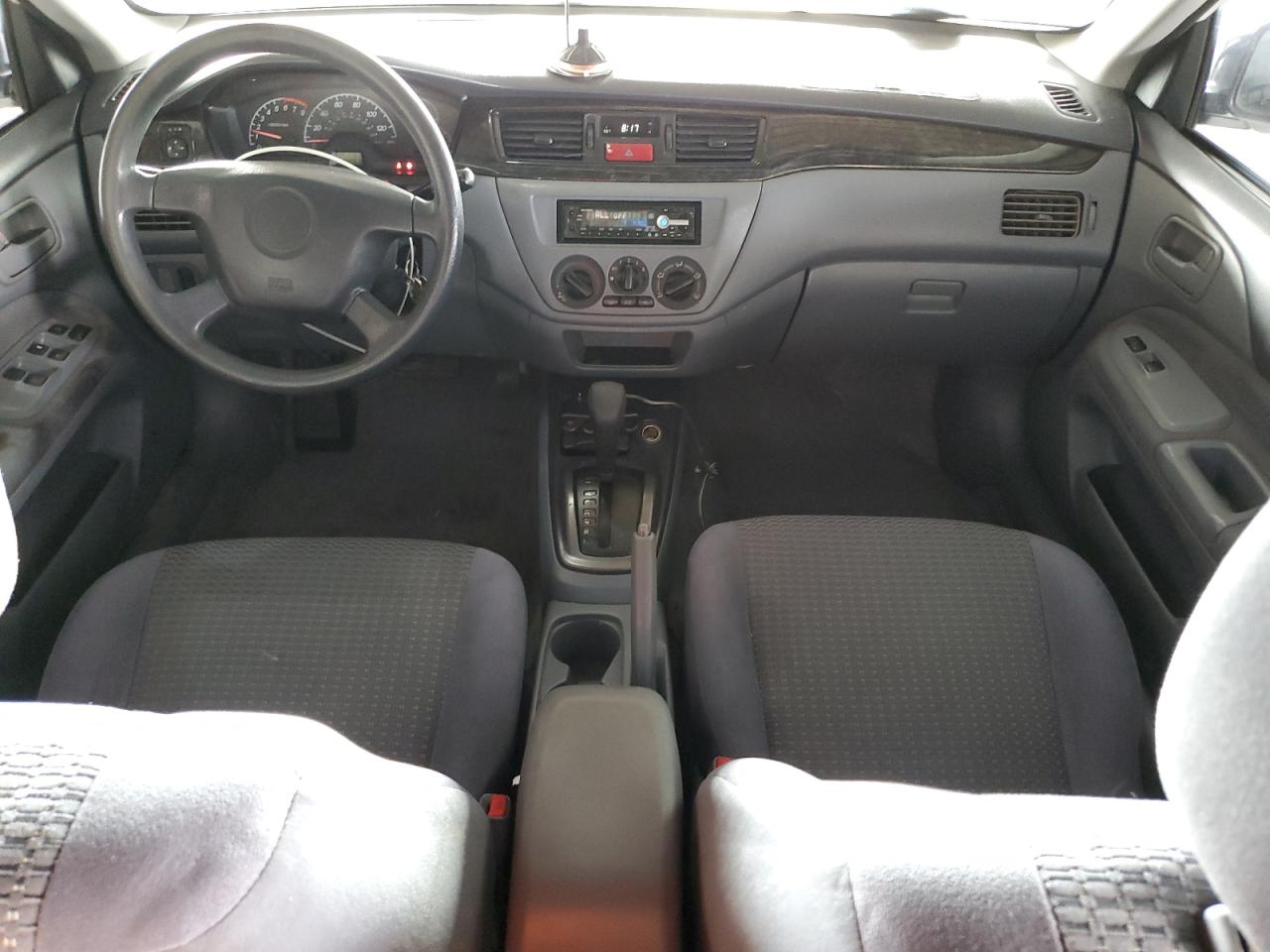 2002 Mitsubishi Lancer - Image 8