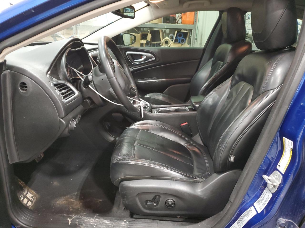 2015 Chrysler 200 - Image 7