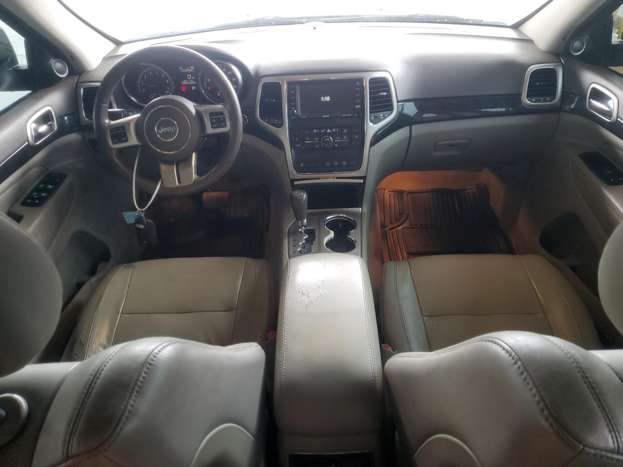 2012 Jeep Grand Cherokee - Image 8