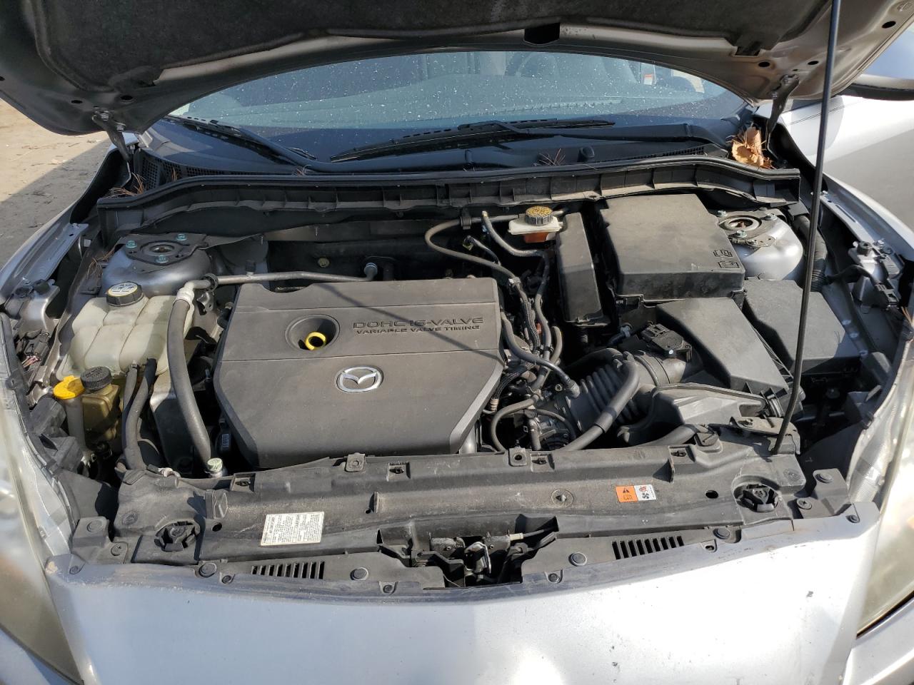 2011 Mazda 3 - Image 12