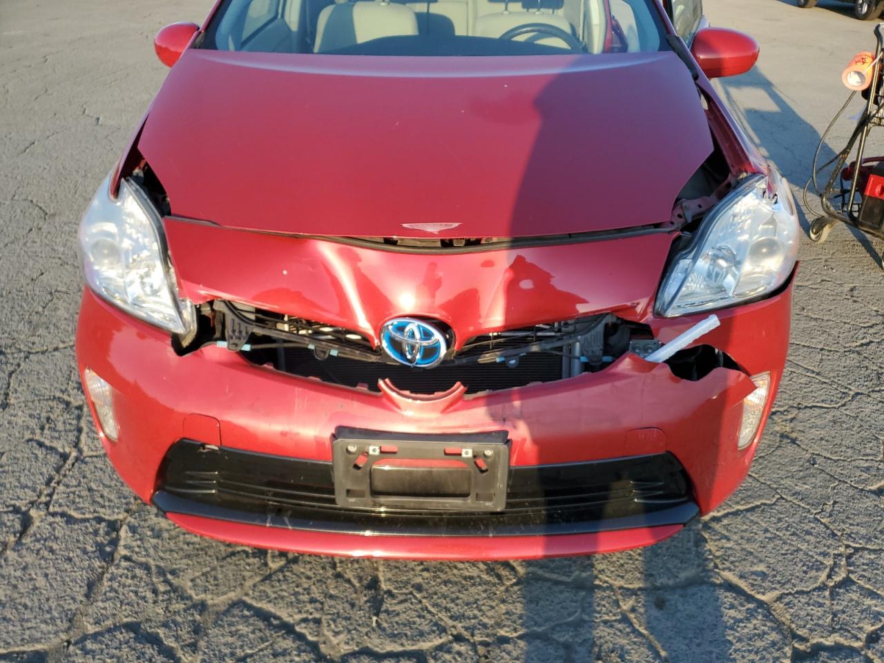 2013 Toyota Prius - Image 11