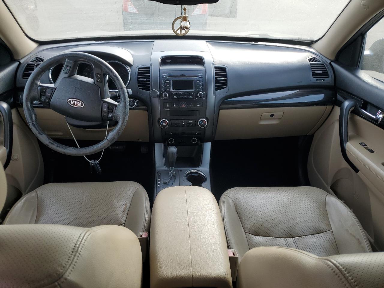 2011 Kia Sorento - Image 8