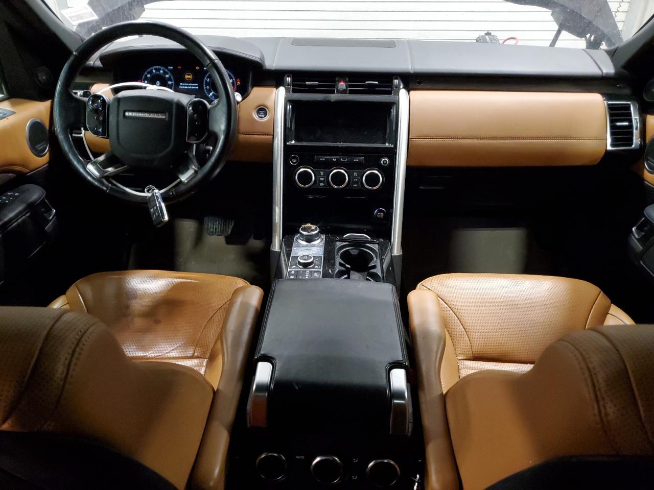 2019 Land Rover Discovery - Image 8