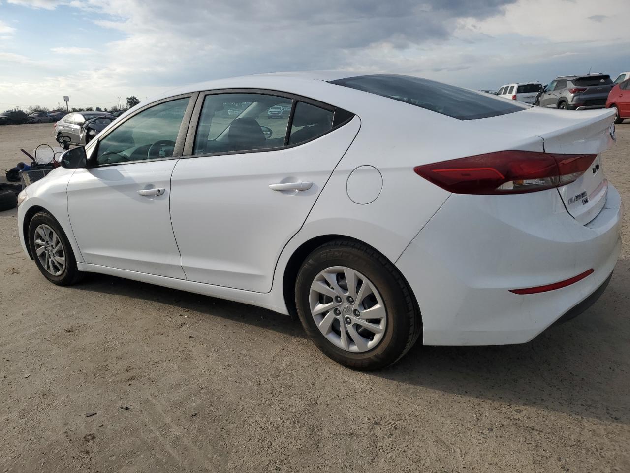 2018 Hyundai Elantra - Image 2