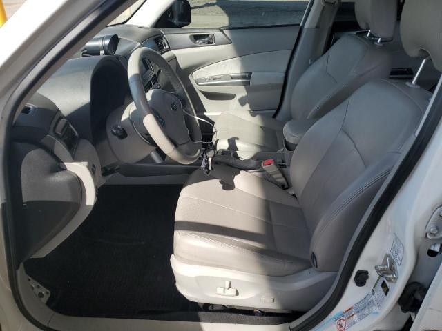 Паркетники SUBARU FORESTER 2012 Білий