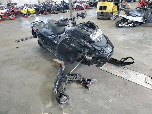 2023 Skidoo Backcountr
