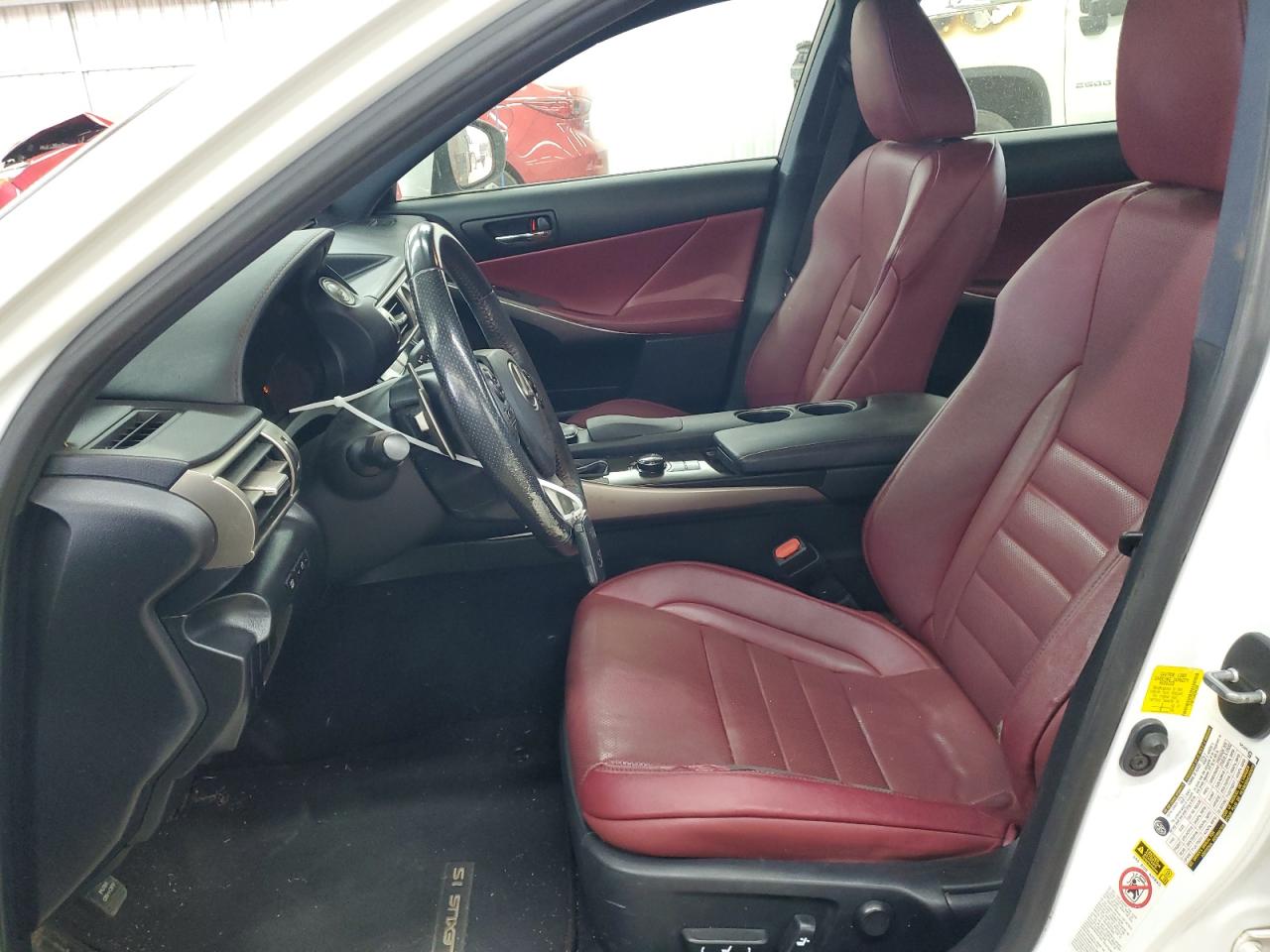 2014 Lexus IS - Image 7