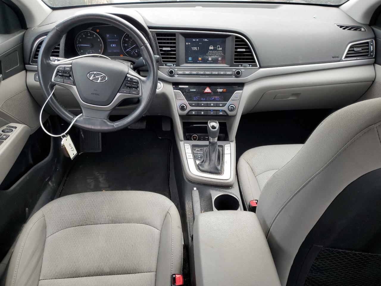 2018 Hyundai Elantra - Image 8