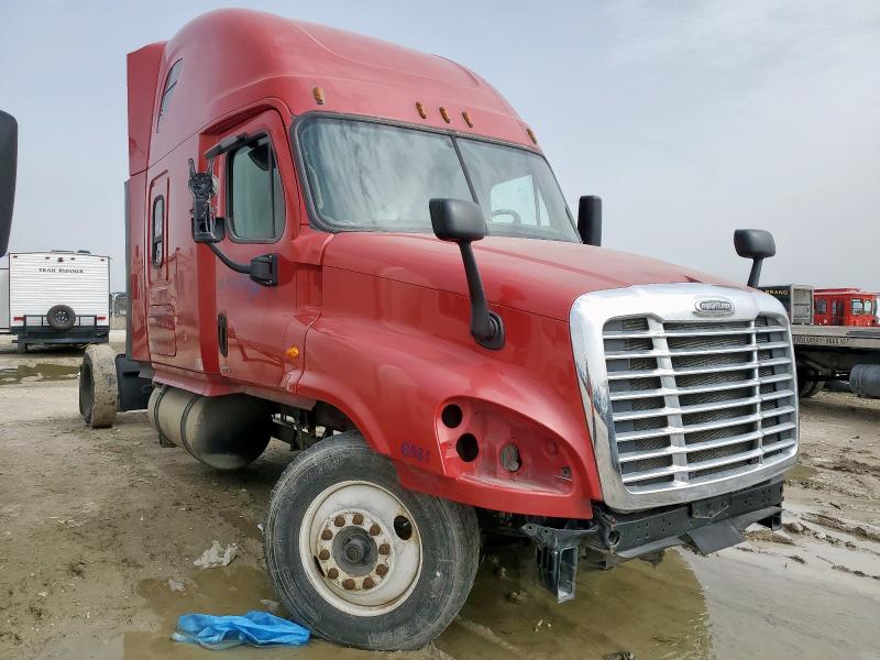 2016 Freightliner Cascadia 125 Semi Truck