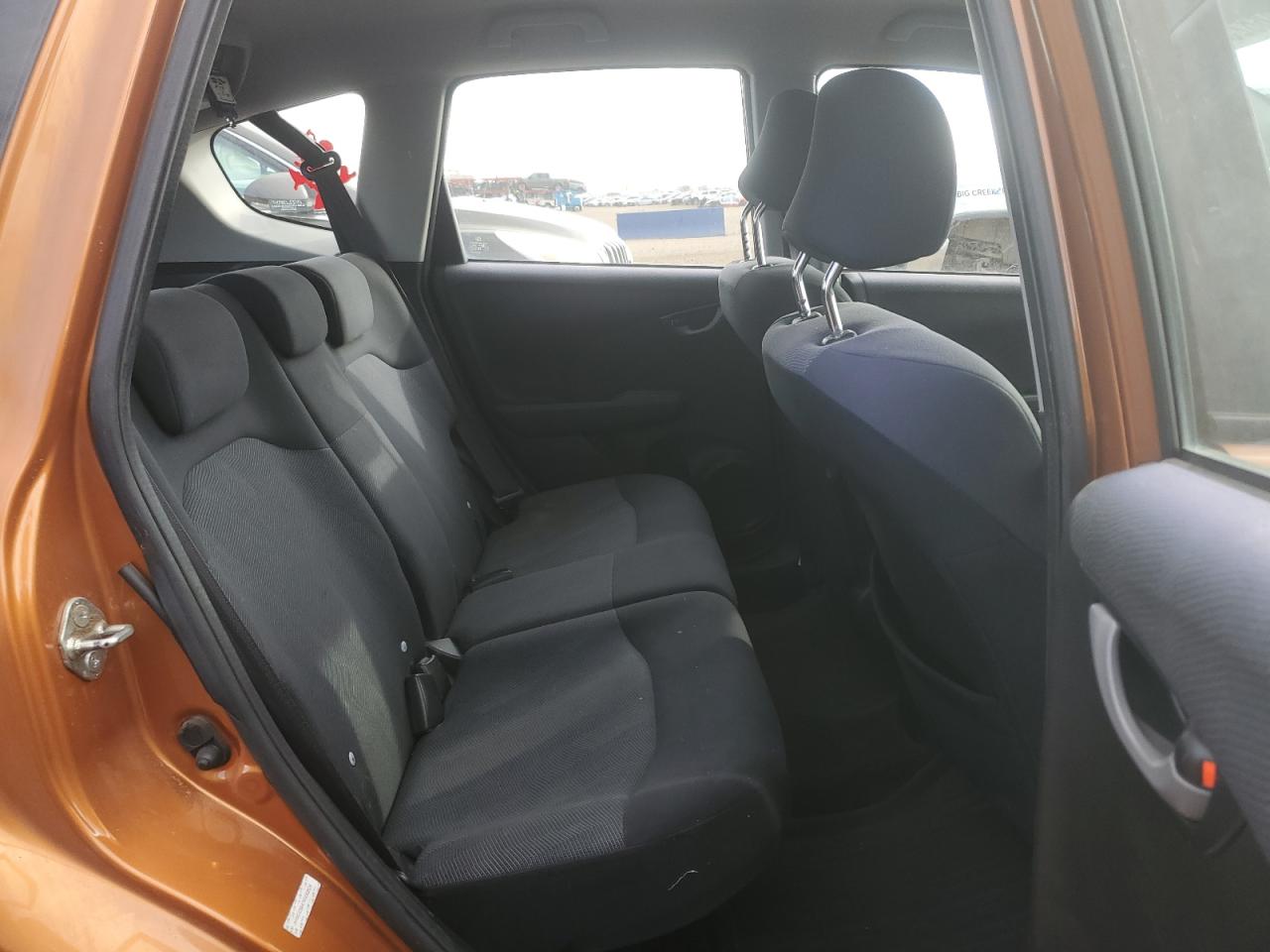 2009 Honda Fit - Image 10