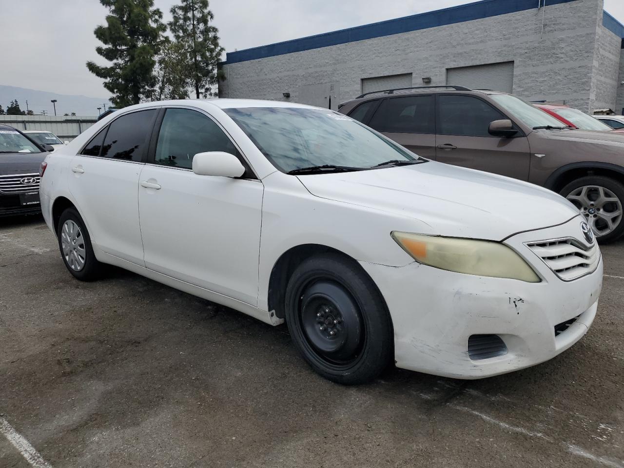 2010 Toyota Camry - Image 4