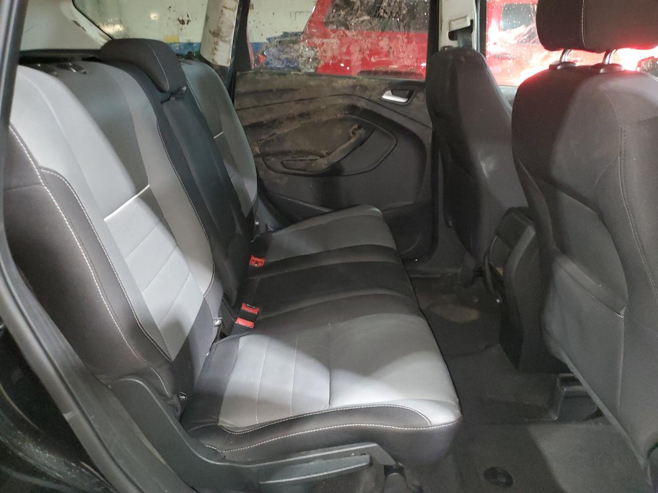 2014 Ford Escape - Image 11