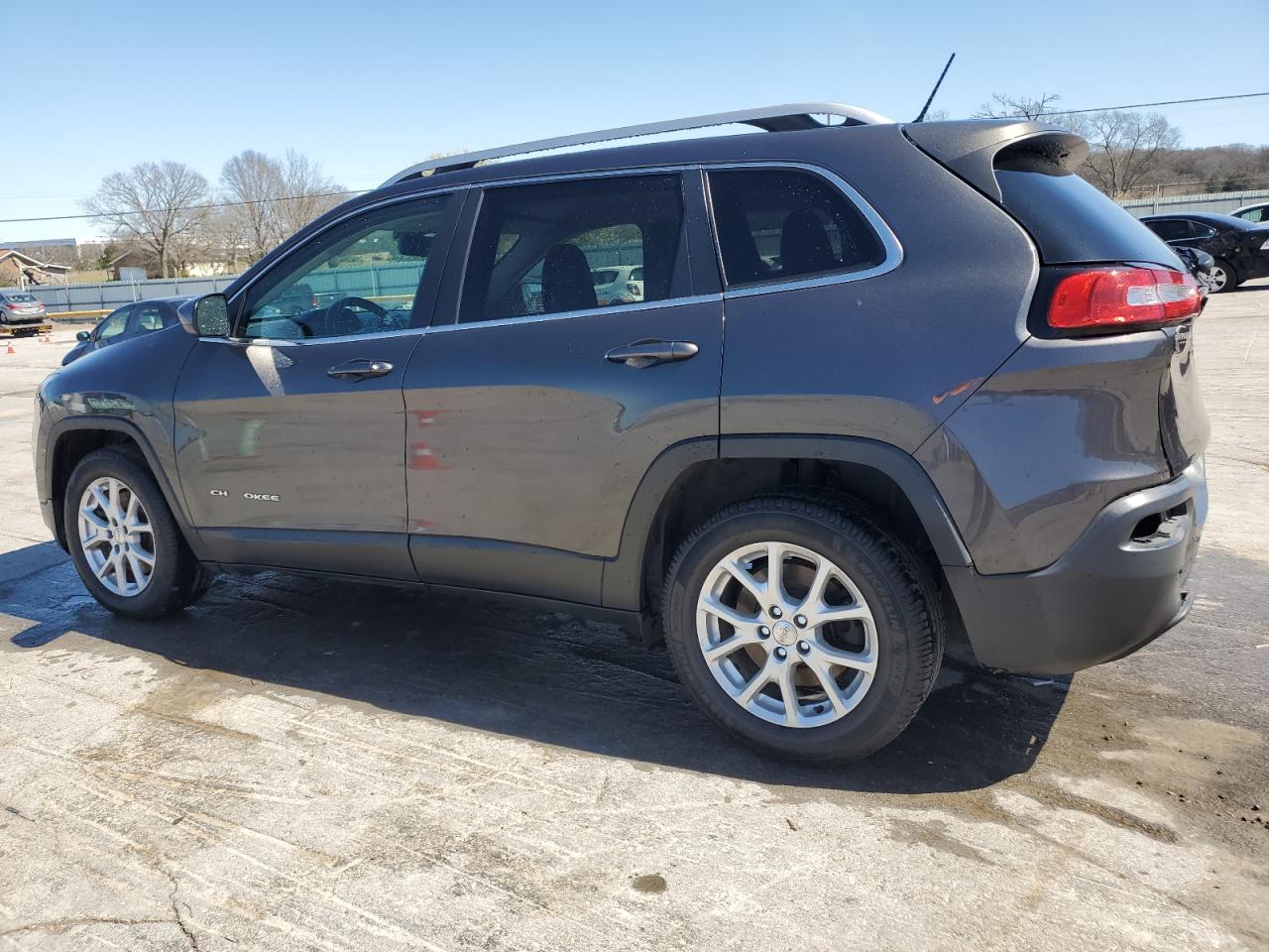2015 Jeep Grand Cherokee - Image 2