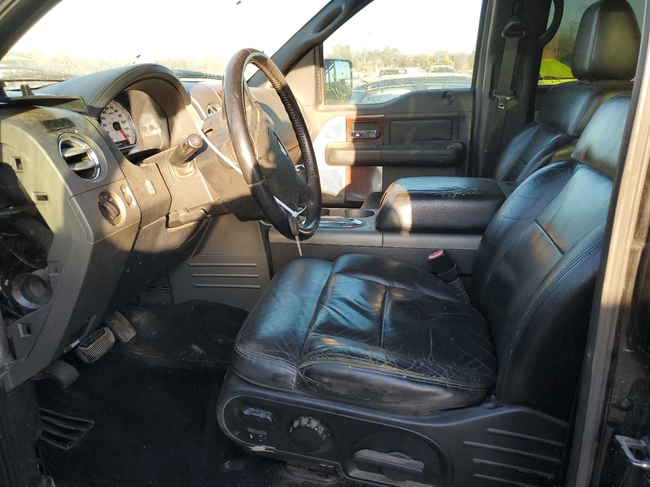2005 Ford F-150 - Image 7