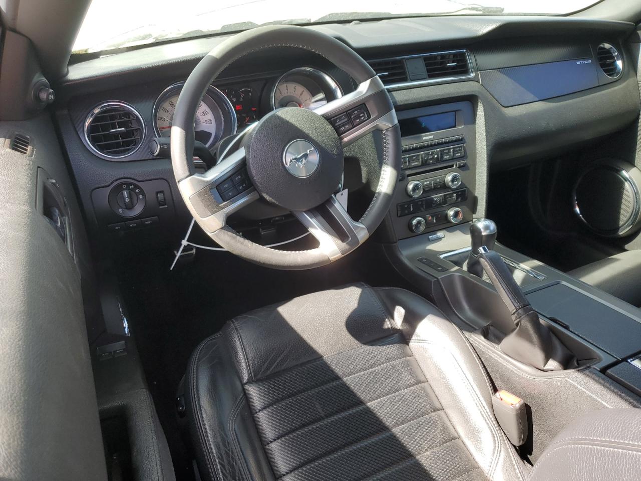 2012 Ford Mustang - Image 8