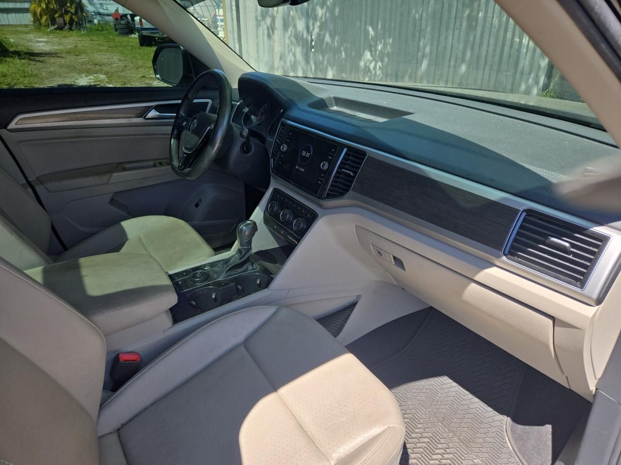 2018 Volkswagen Atlas - Image 5