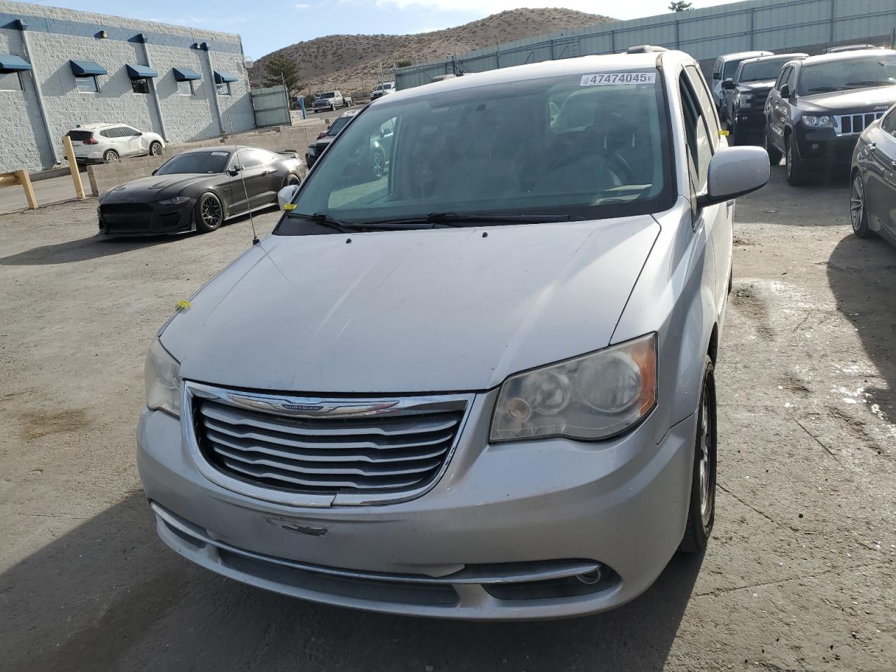 2012 Chrysler Town & Country - Image 5