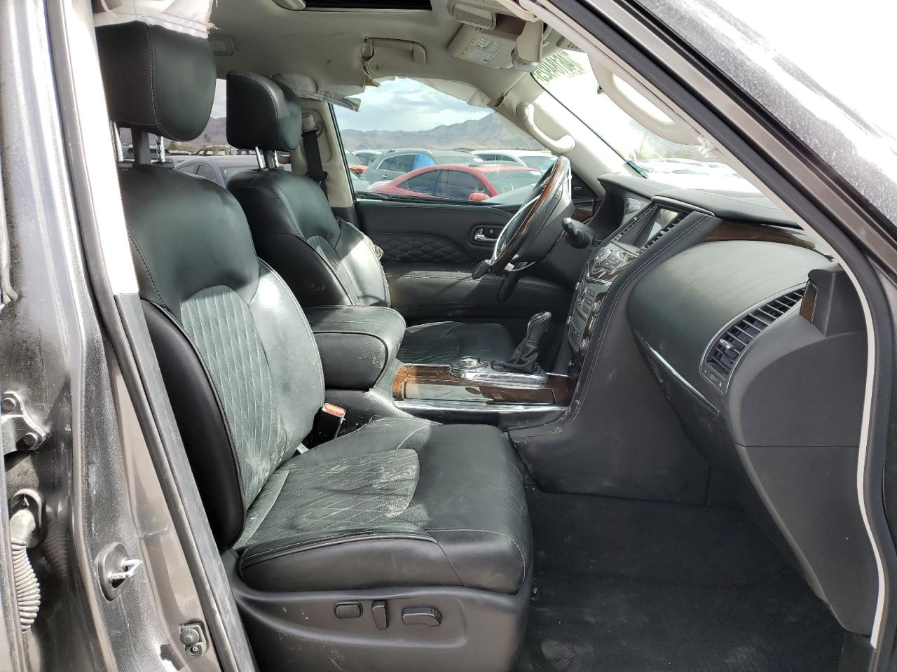 2018 Infiniti QX80 - Image 7