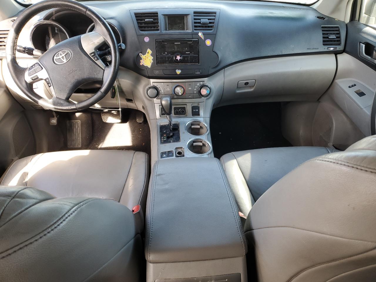2012 Toyota Highlander - Image 8