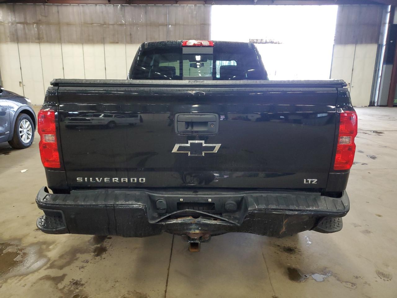 2015 Chevrolet Silverado - Image 6