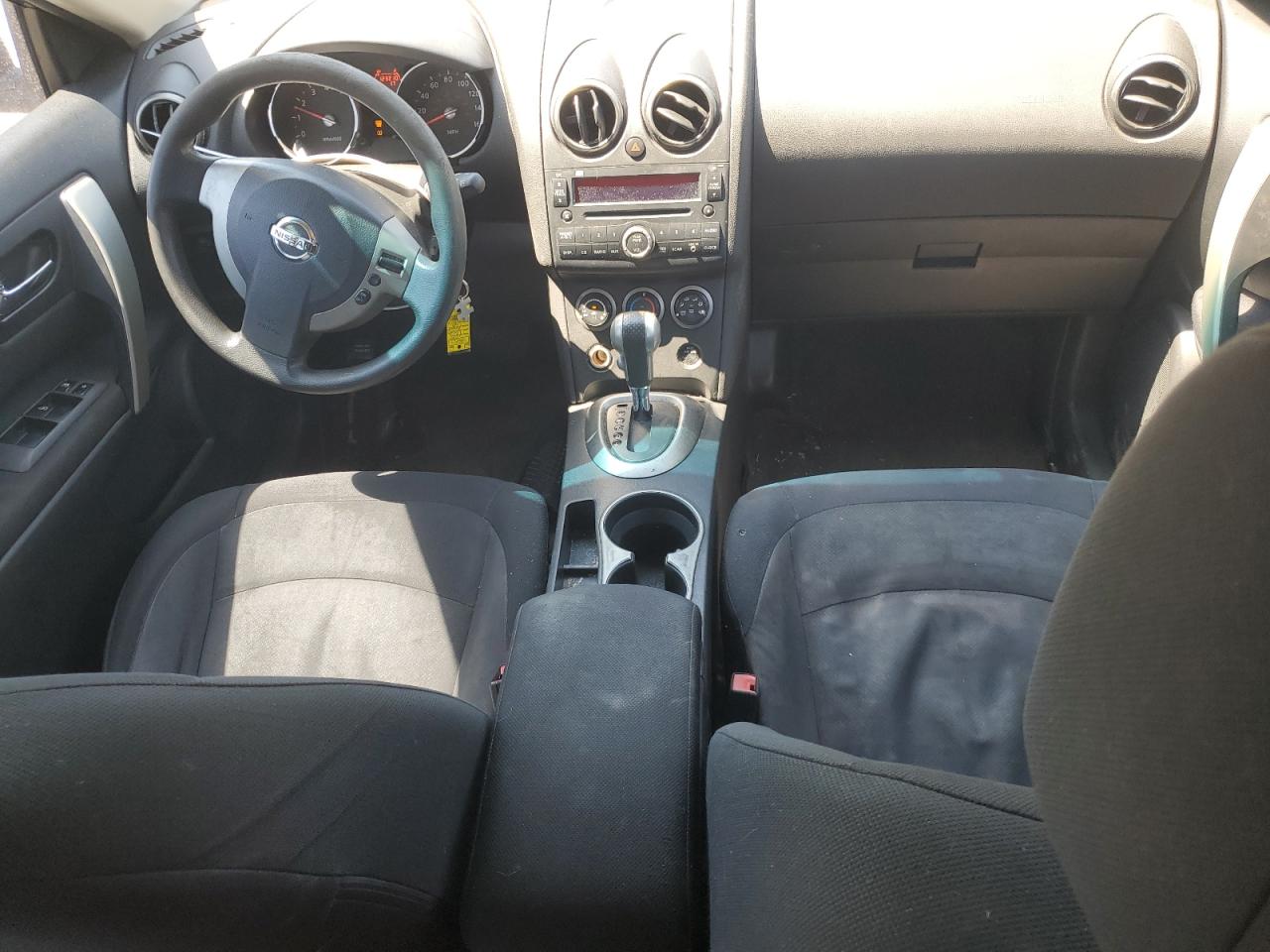 2010 Nissan Rogue - Image 8