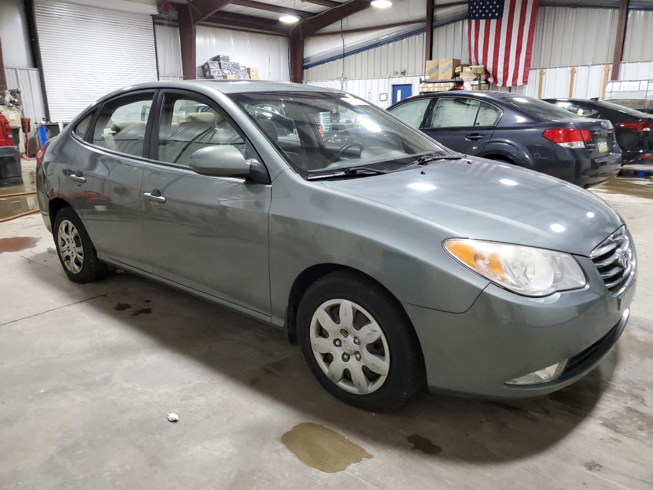 2010 Hyundai Elantra - Image 4