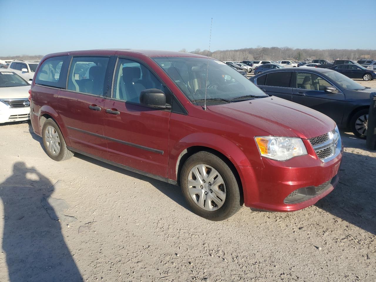 2016 Dodge Caravan - Image 4