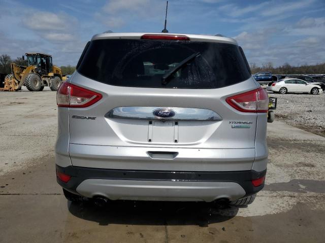  FORD ESCAPE 2015 Srebrny