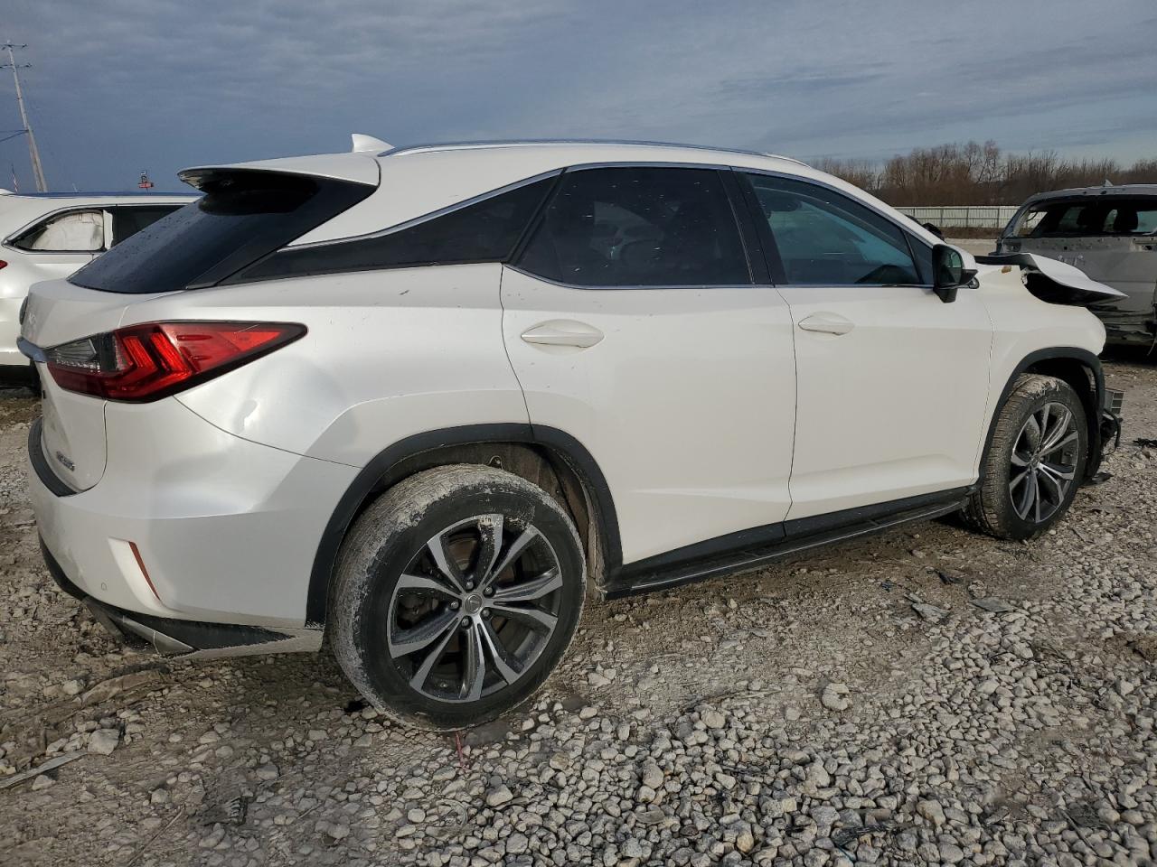 2017 Lexus RX - Image 3