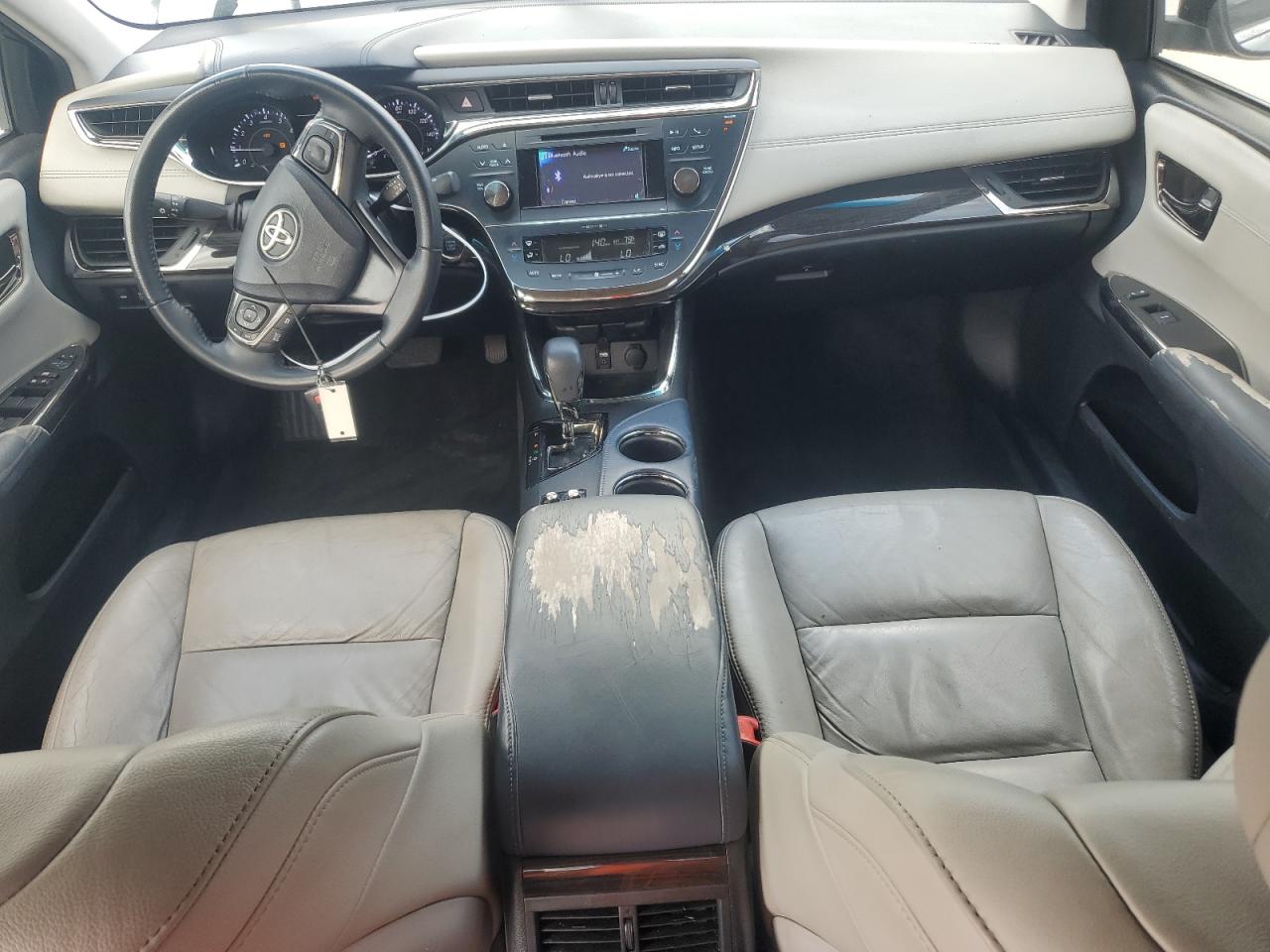 2013 Toyota Avalon - Image 8