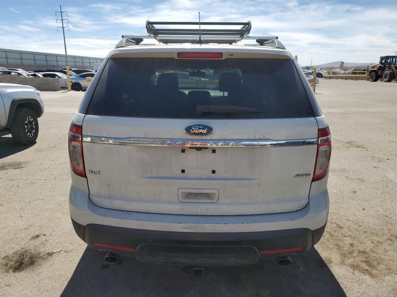 2012 Ford Explorer - Image 6
