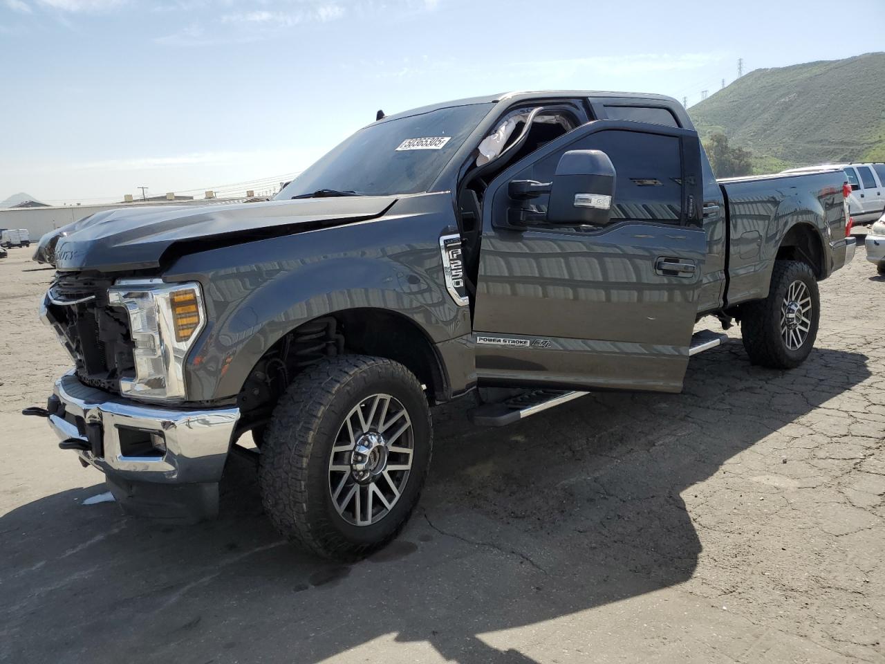 2019 Ford F250 Super Duty na sprzedaż w Colton, CA - Front End