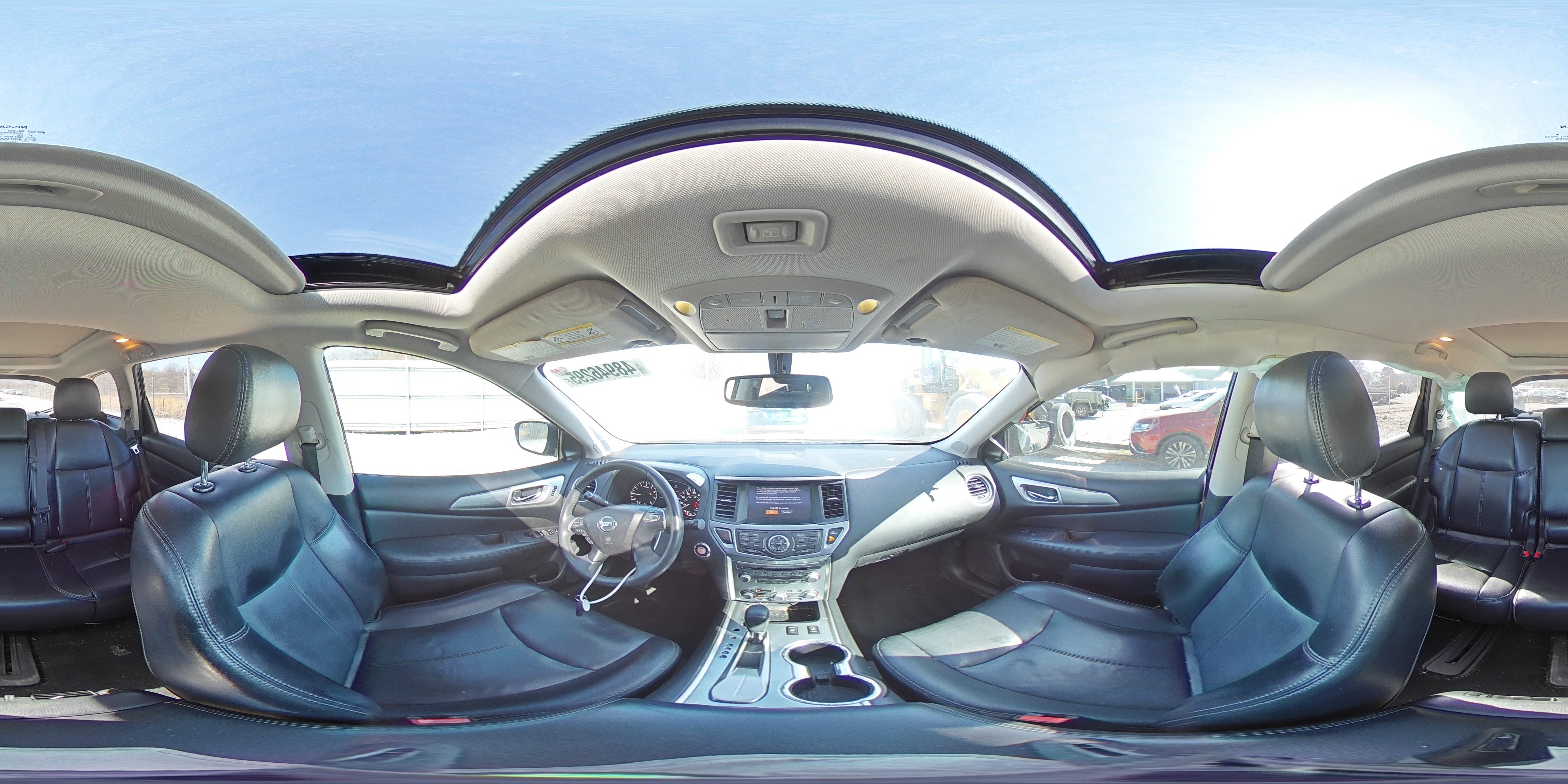 2017 Nissan Pathfinder - Image 14