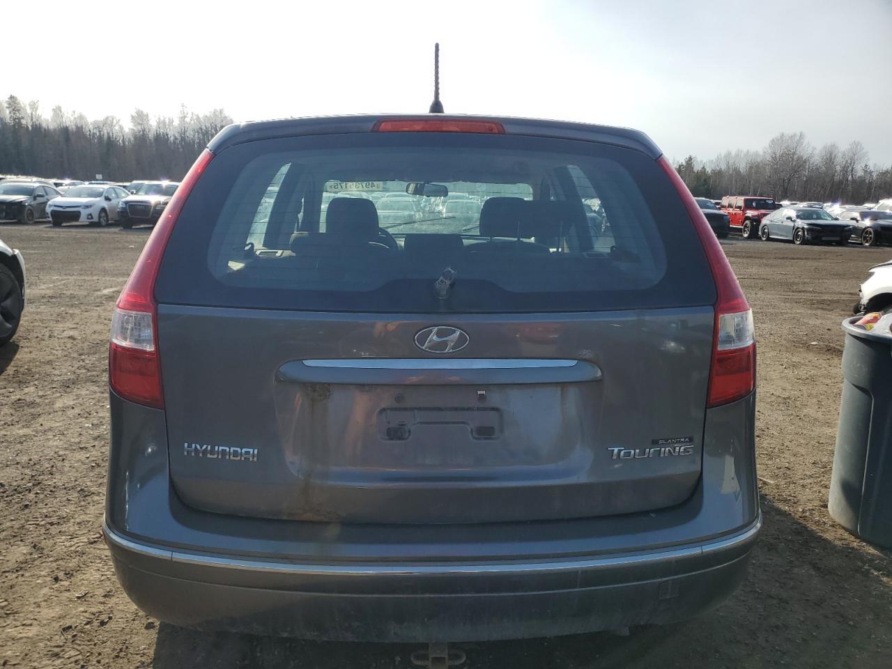 2009 Hyundai Elantra - Image 6