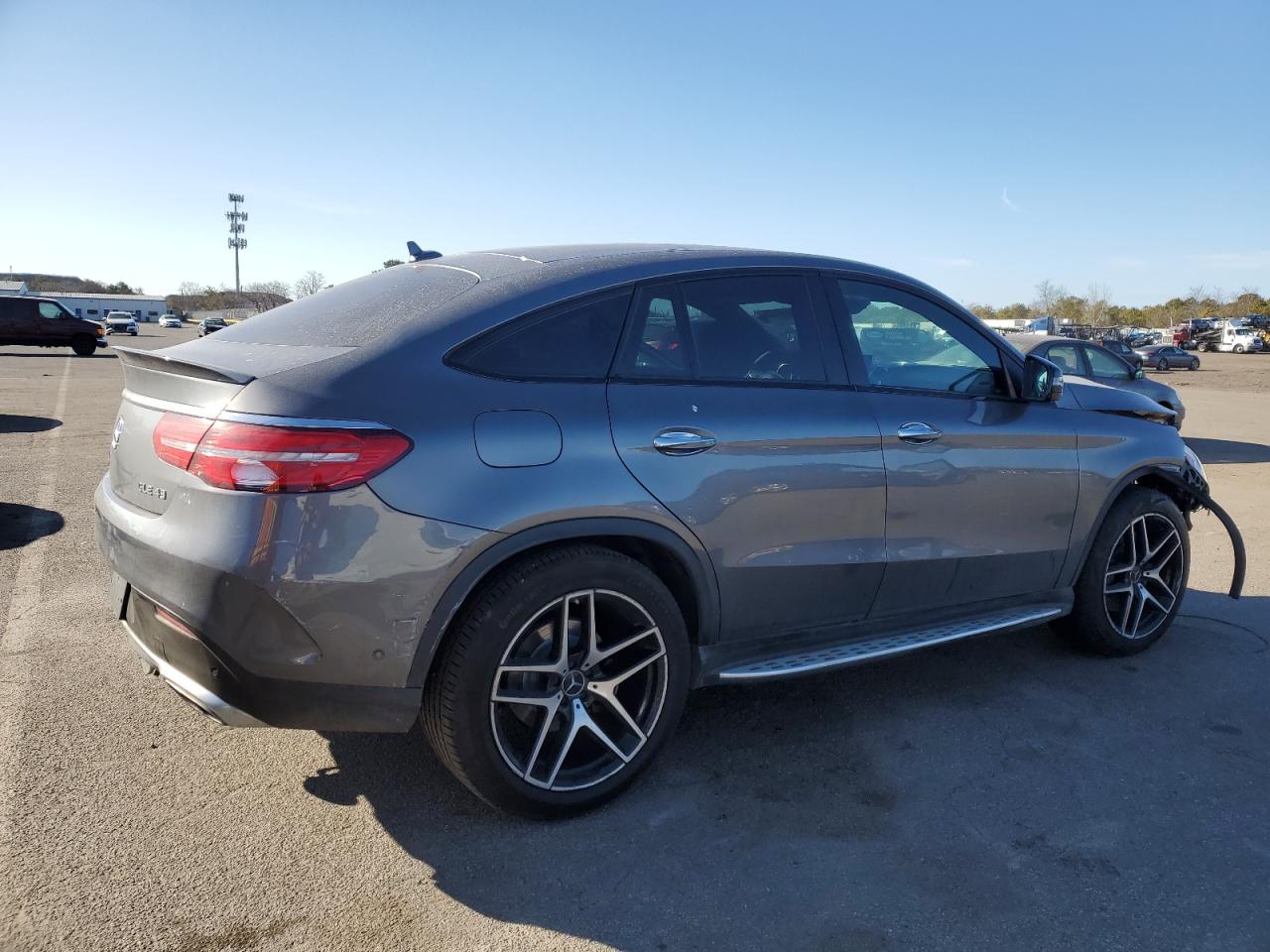 2017 Mercedes-Benz GLE - Image 3