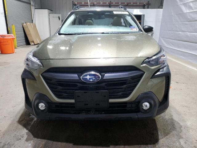  SUBARU OUTBACK 2024 Зеленый