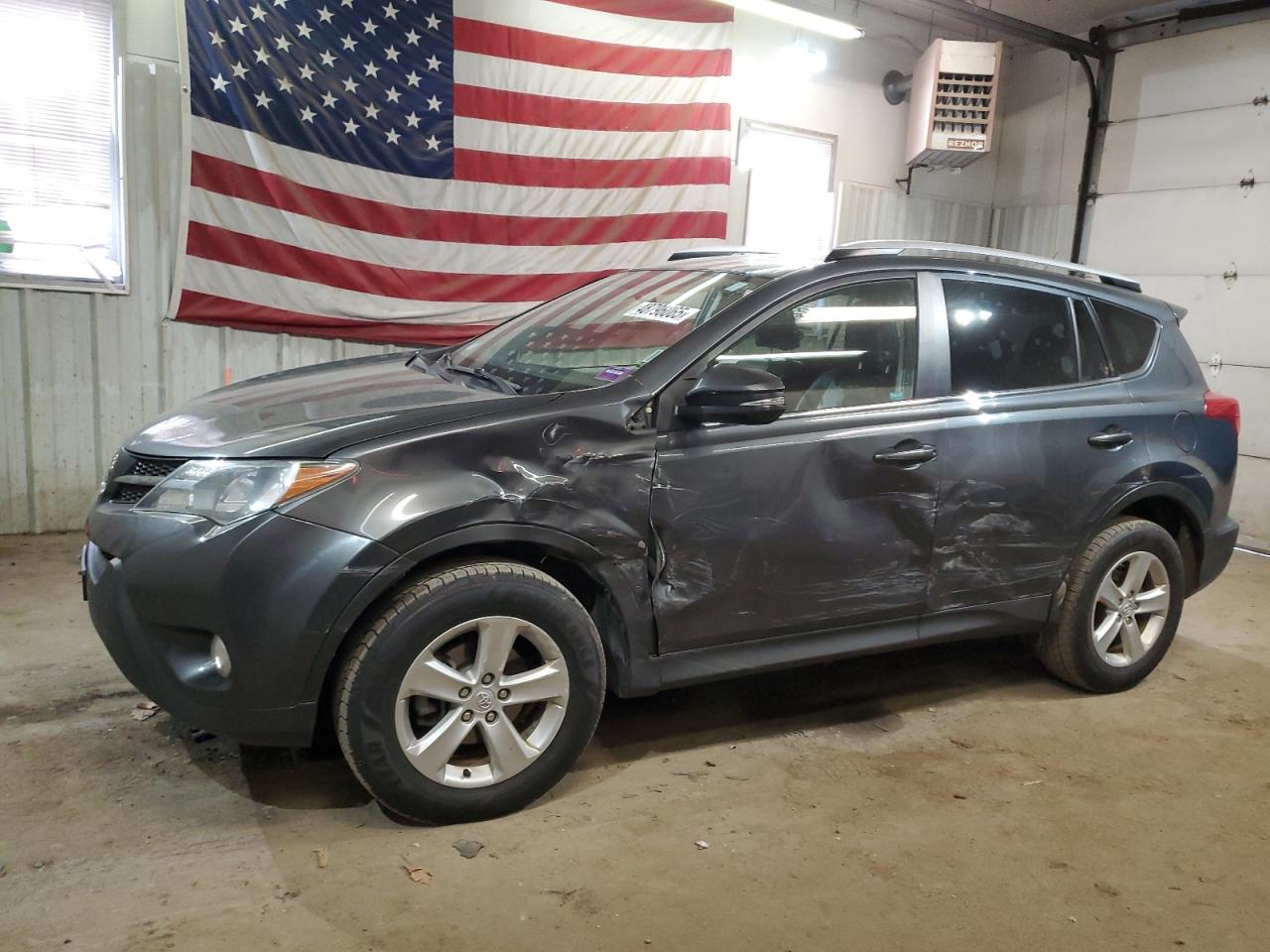 2013 Toyota RAV 4 - Image 1