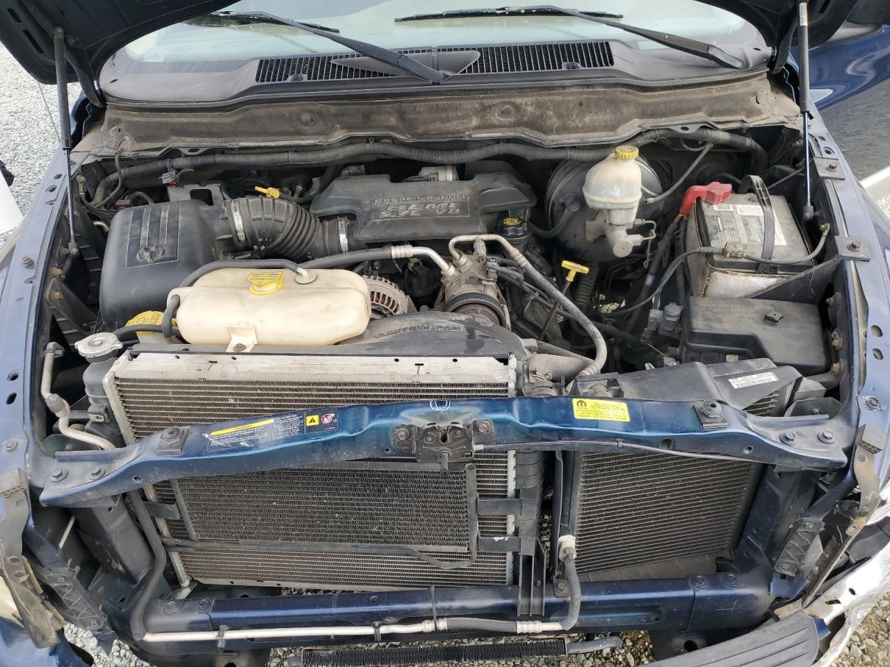 2004 Dodge RAM - Image 13