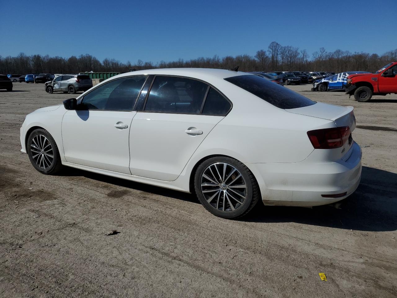 2016 Volkswagen Jetta - Image 2