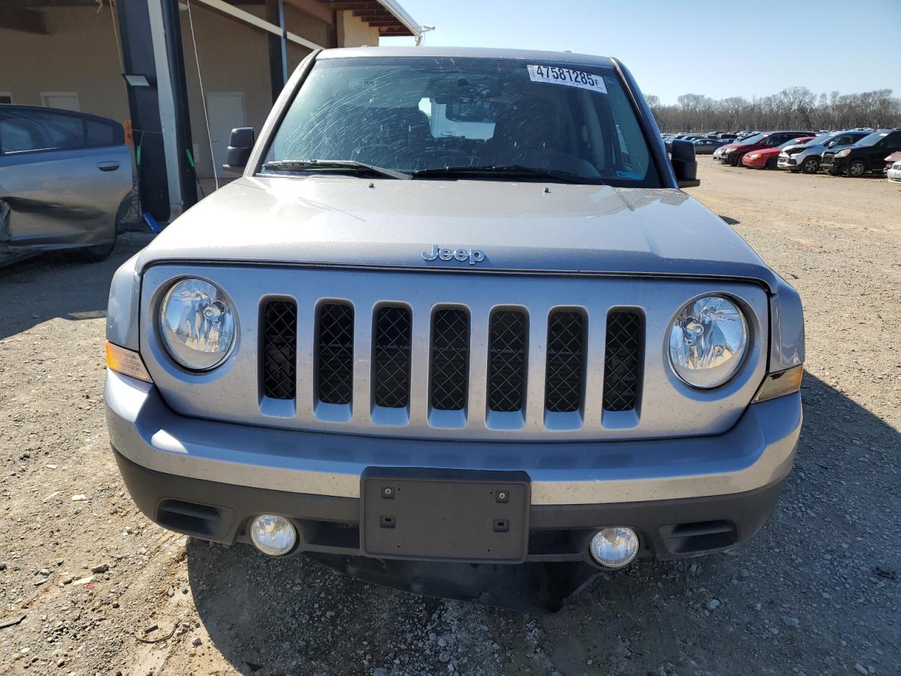2017 Jeep Liberty (Patriot) - Image 5