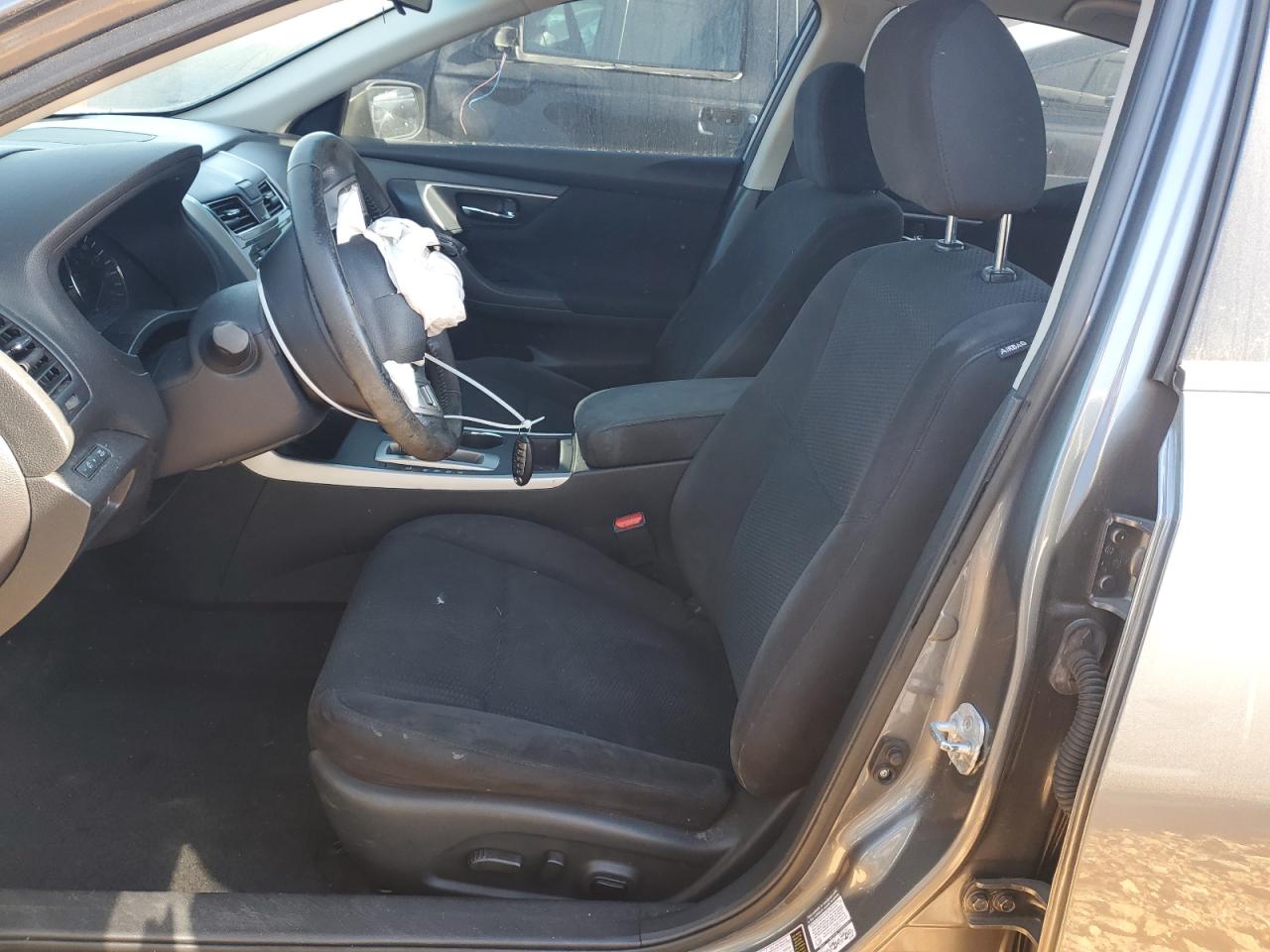 2015 Nissan Altima - Image 7