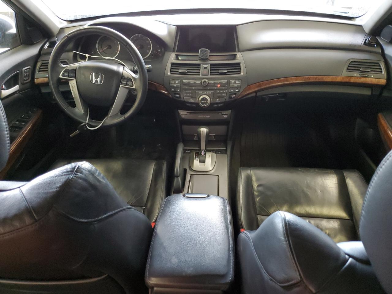 2011 Honda Accord - Image 8