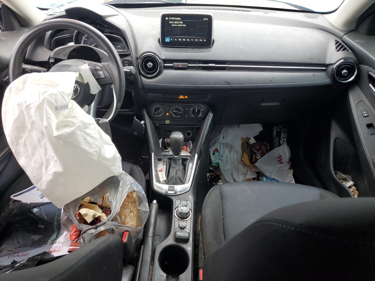 2018 Toyota Yaris - Image 8