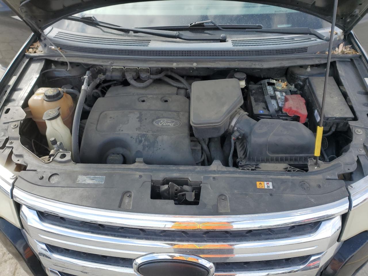 2011 Ford Edge - Image 12