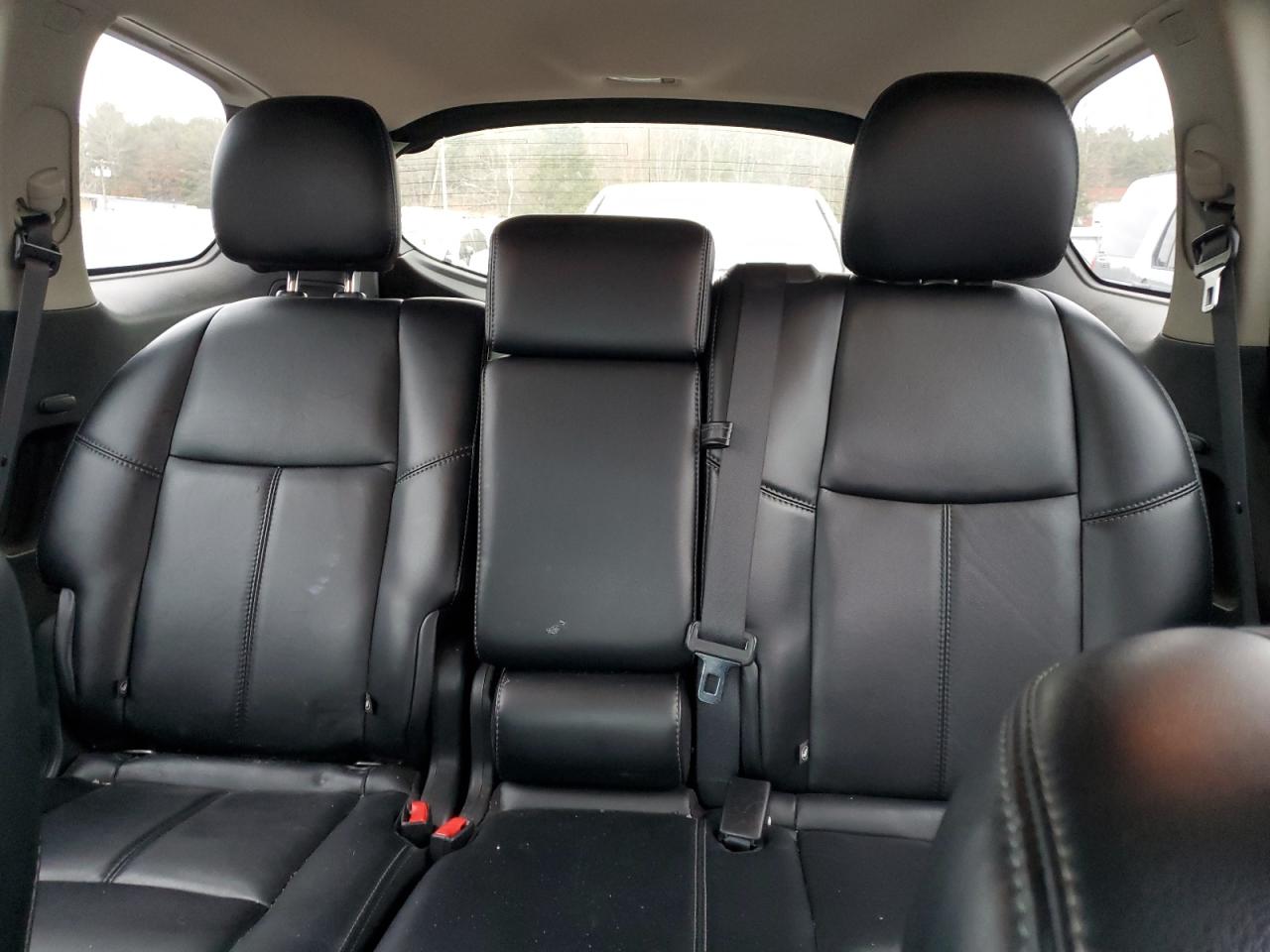 2014 Nissan Pathfinder - Image 10