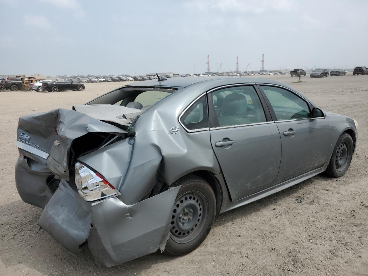 2009 Chevrolet Impala - Image 3