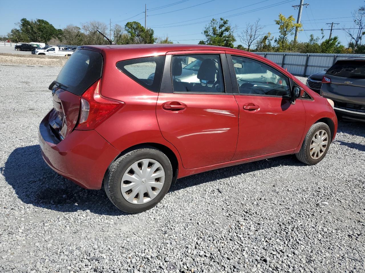 2015 Nissan Versa - Image 3