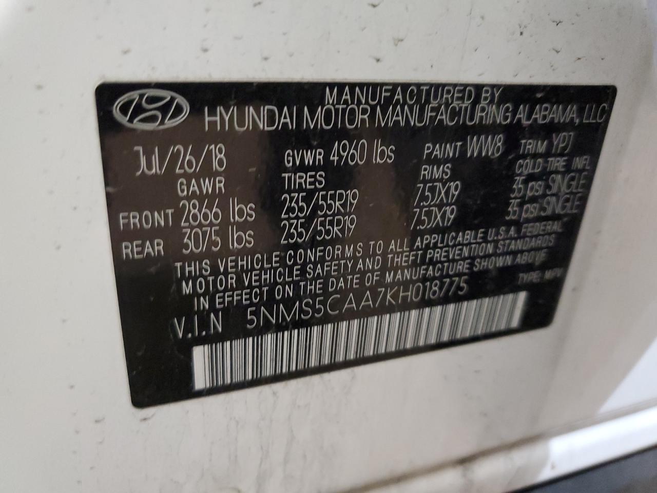 2019 Hyundai Santa Fe - Image 13
