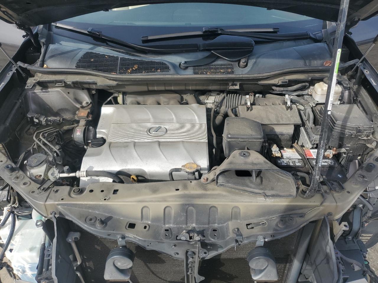 2010 Lexus RX - Image 12